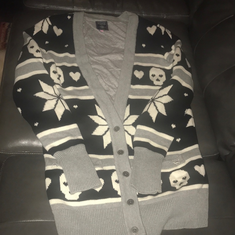 Victoria Secret Pink Skull Cardigan Size Large!